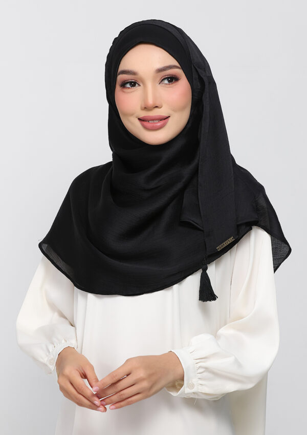 Black - Image 4