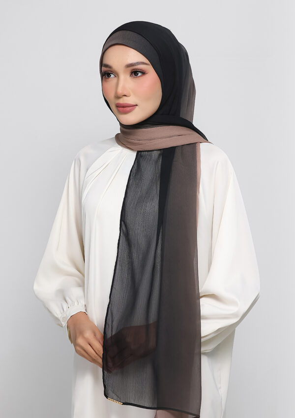 Black Greige - Image 6