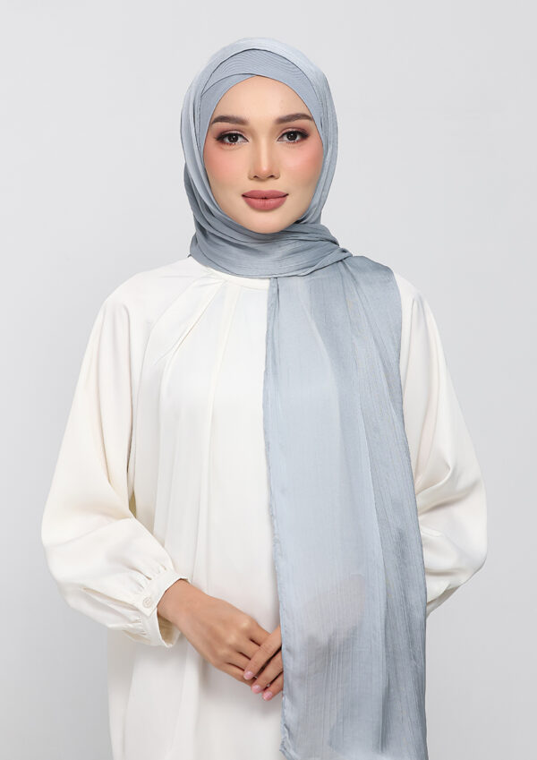 Platinum - Image 8