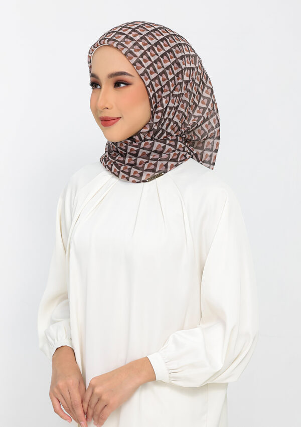 Hearts Beige - Image 10