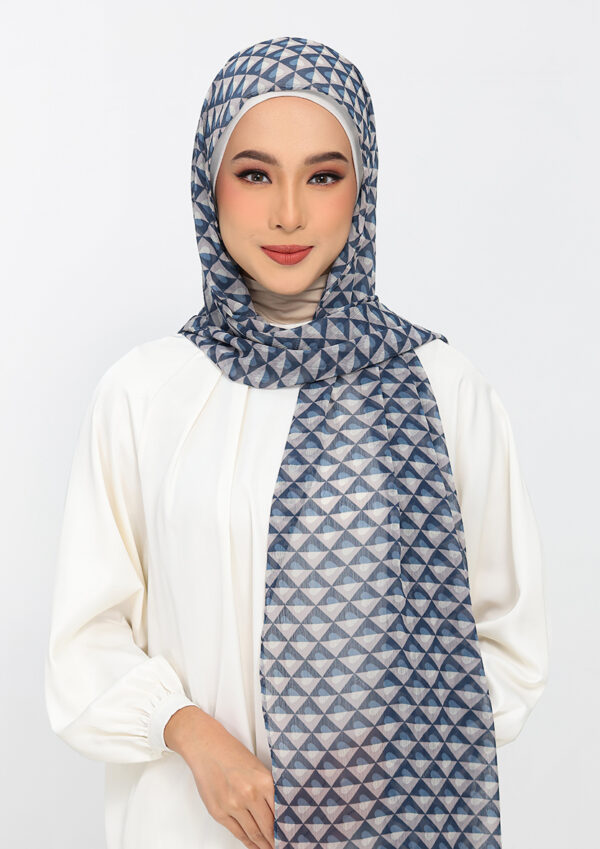 Hearts Denim - Image 15