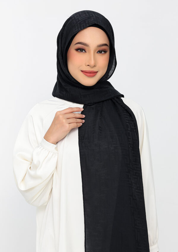 Jacquard Monogram Black - Image 9