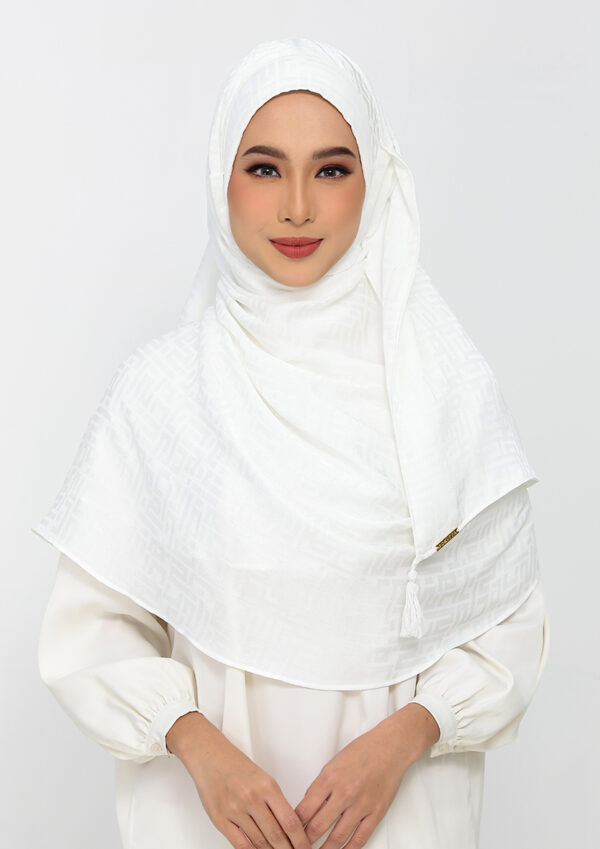 Jacquard Monogram White - Image 6