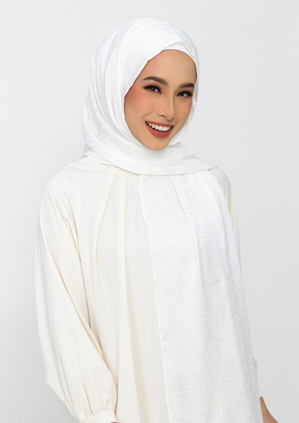 Jacquard Monogram White - Image 8